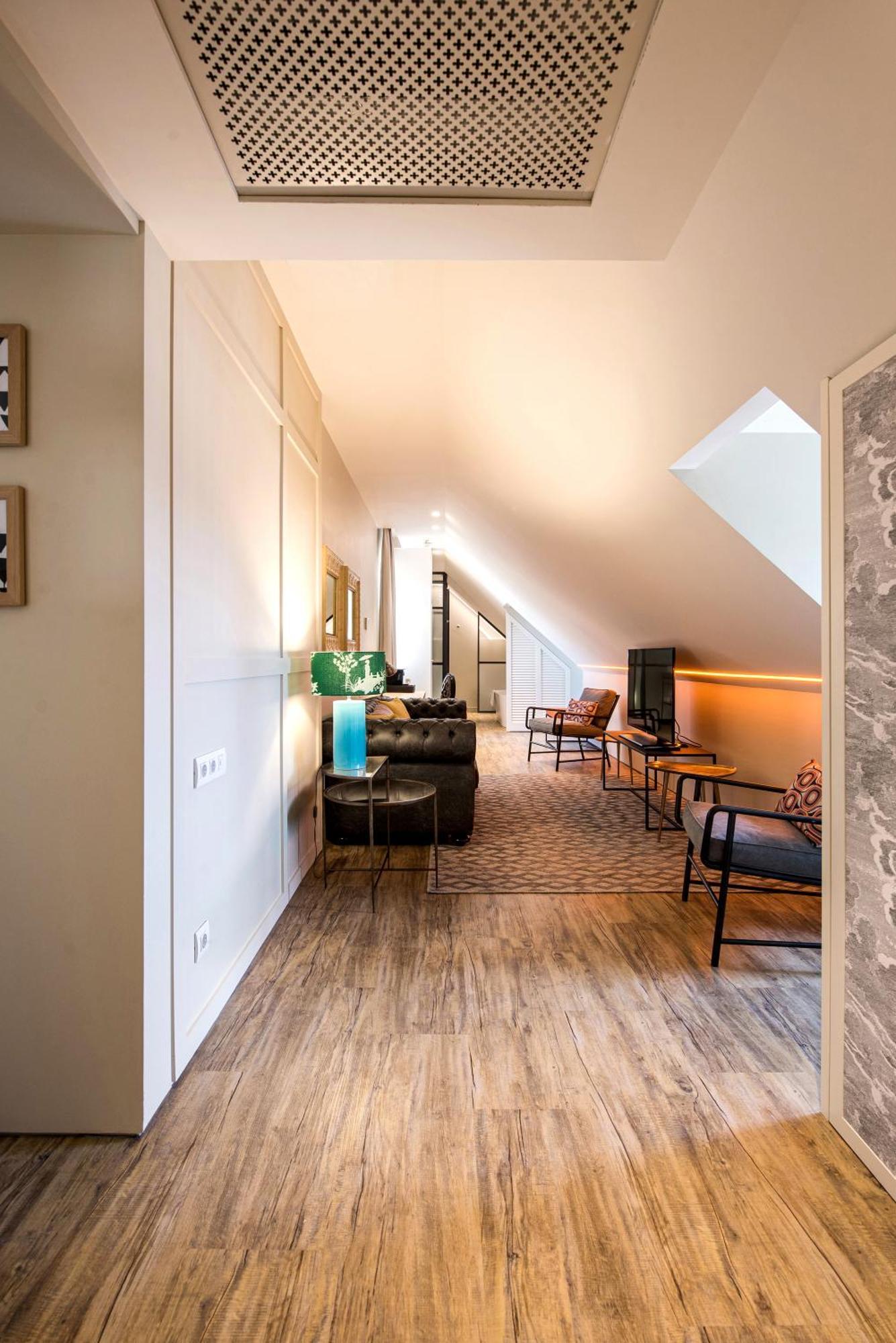 Pestana Plaza Mayor 4*