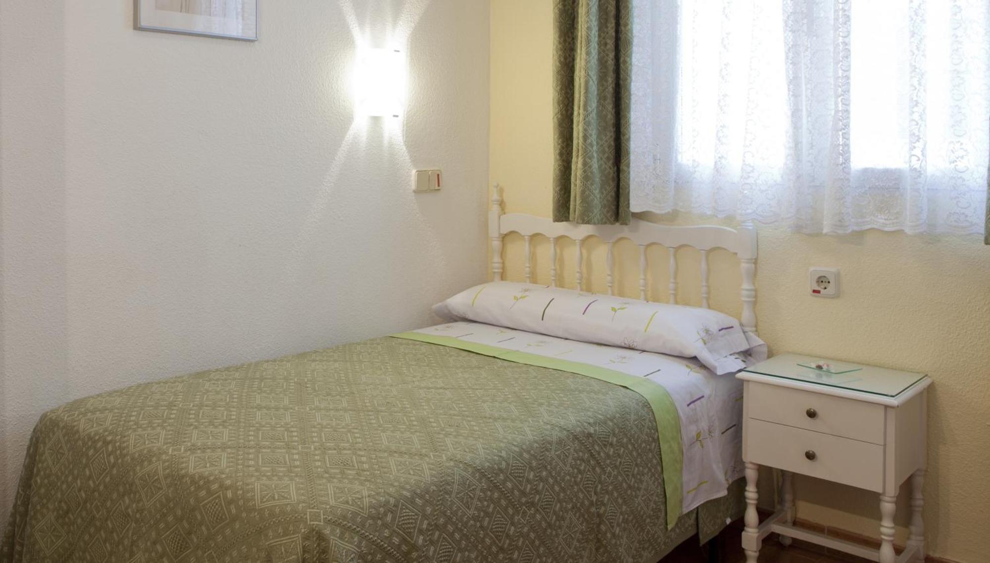 Alpes Guest house *