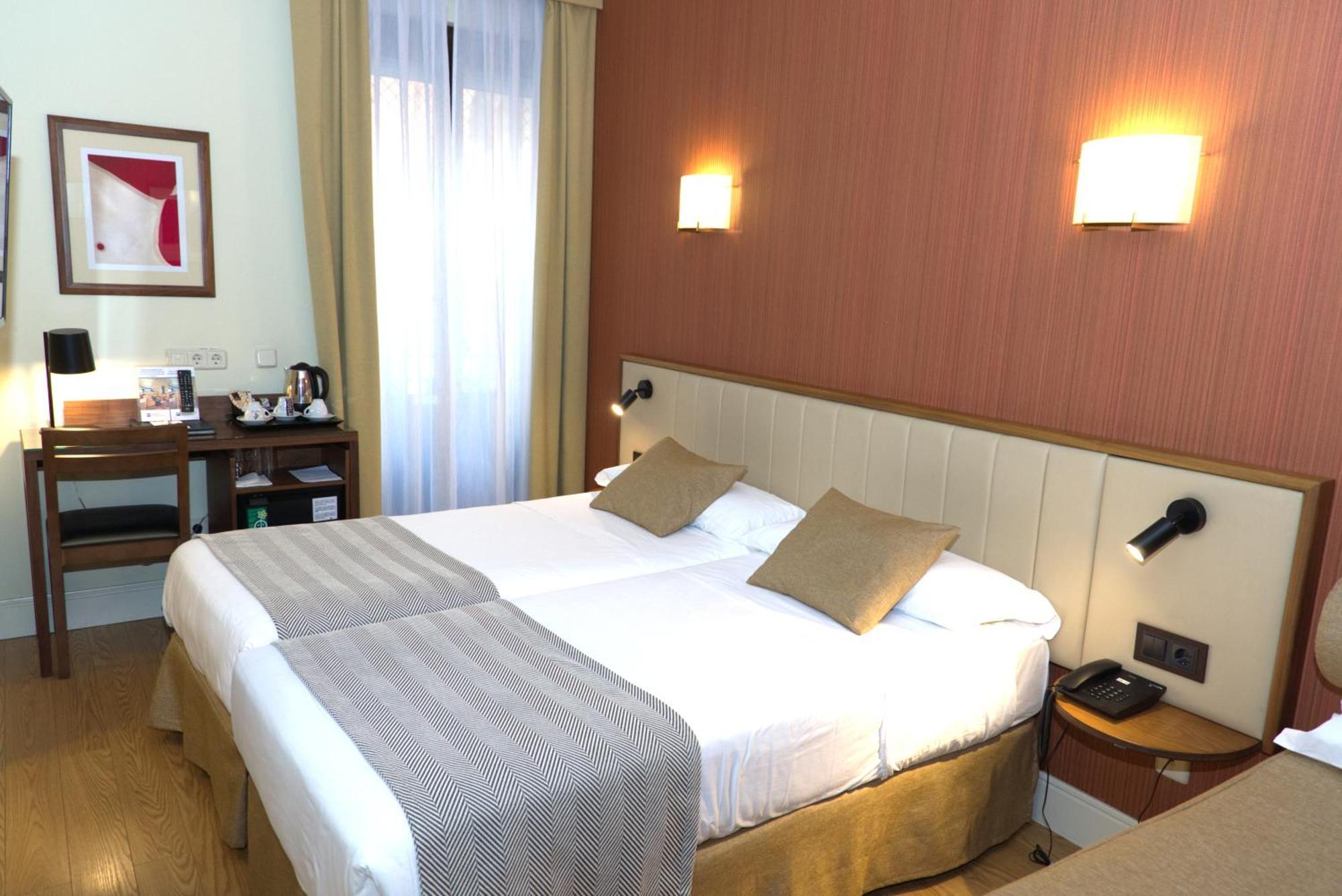 Hospedium Condes Hotel 3*