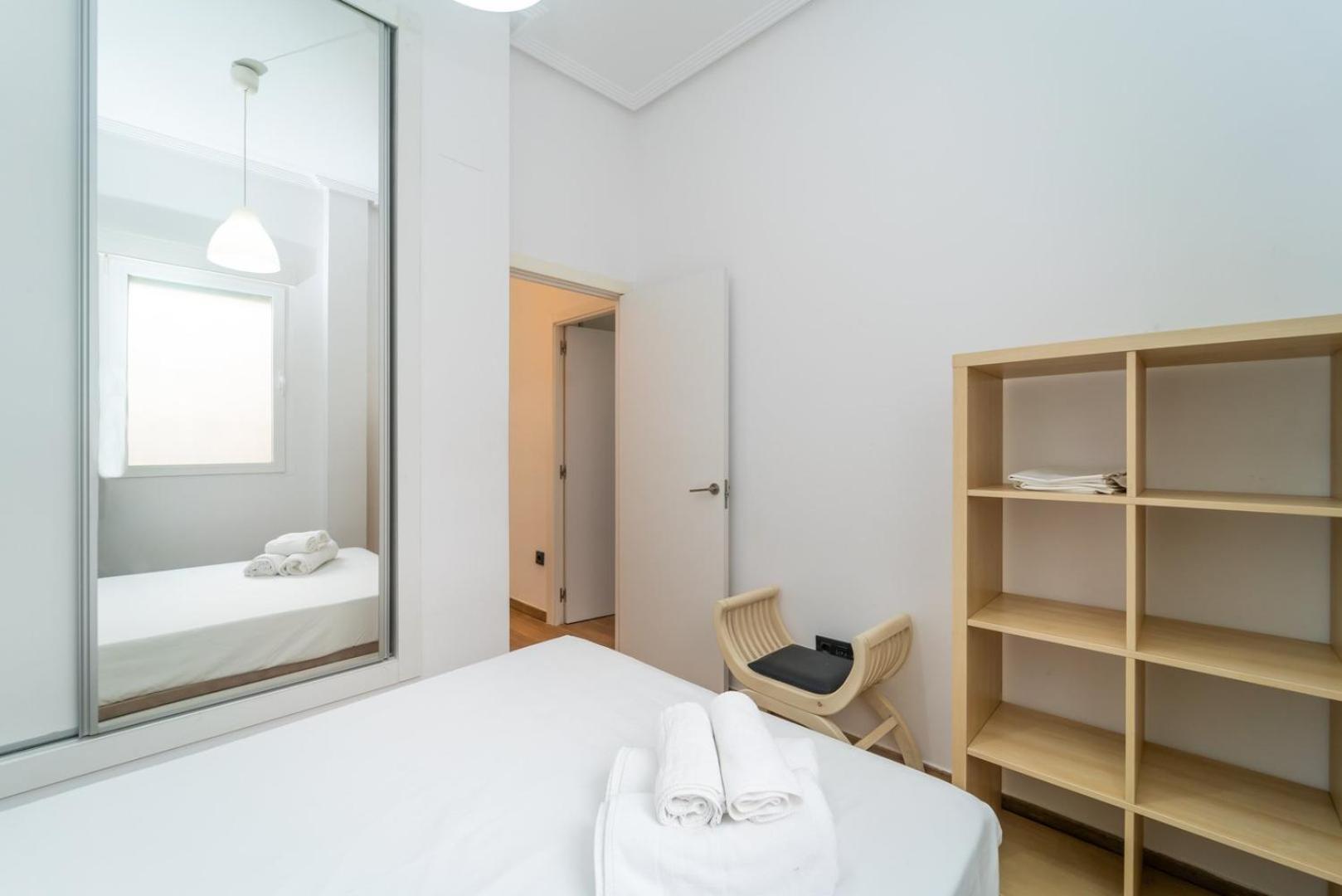 Guestready - Mais Um Tijolo Na Parede * Madri