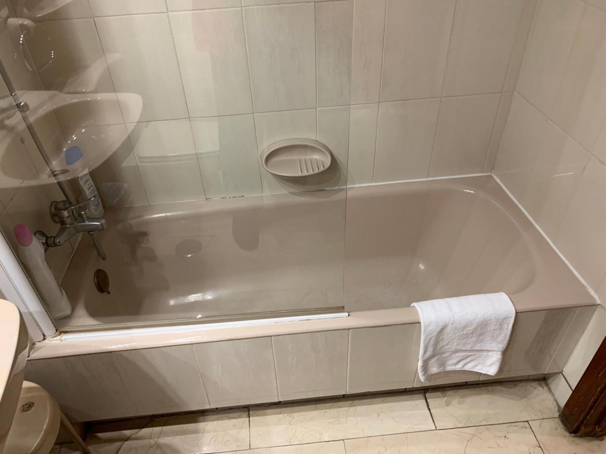 Torr En - Chamartin Apartamento