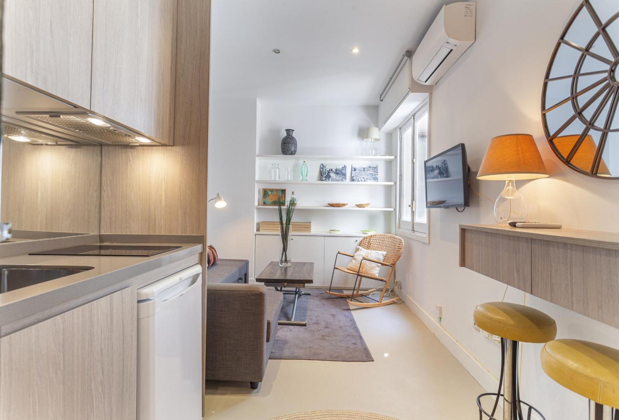 Cortes Ii En Apartment Madrid