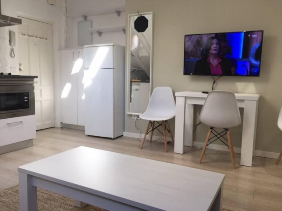 Apartamento Hortaleza 72 Calle, Preciosa Buhardilla Entre Chueca Y Malasana *
