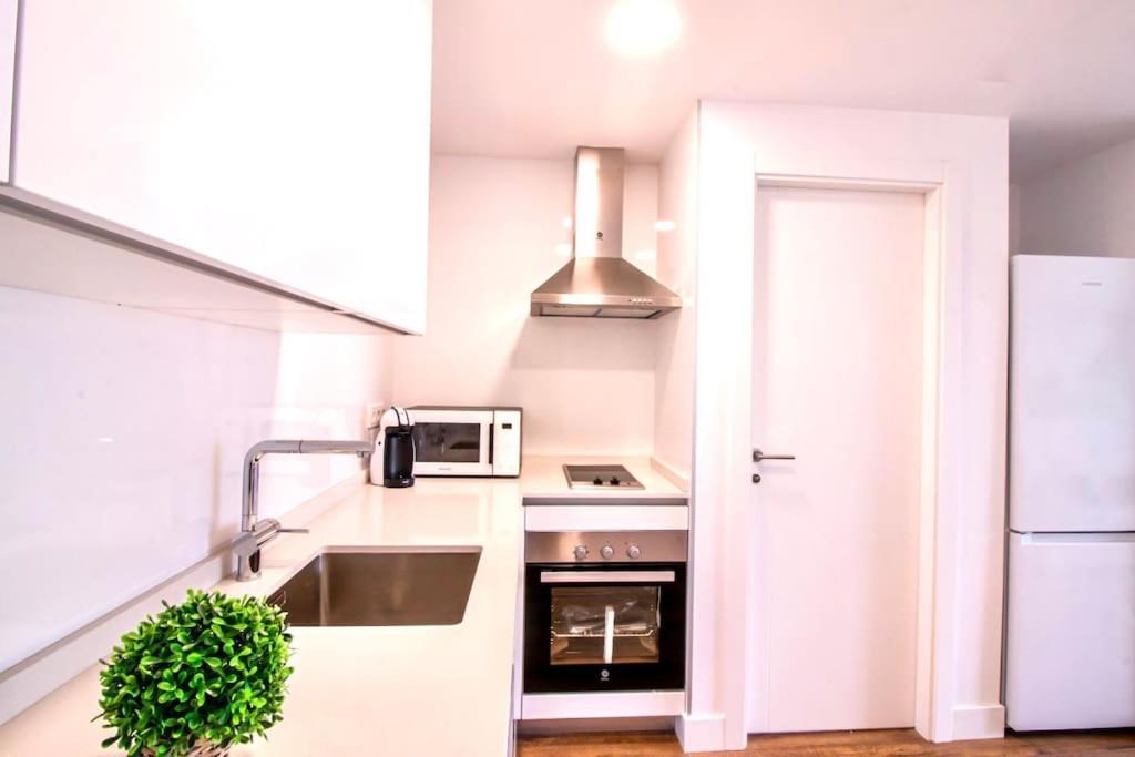 Apartment Business Apartament, Torre Australis