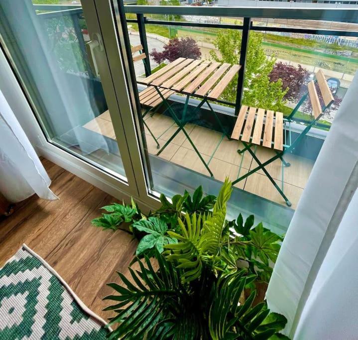 Business Apartament, Torre Australis Apartment Madrid