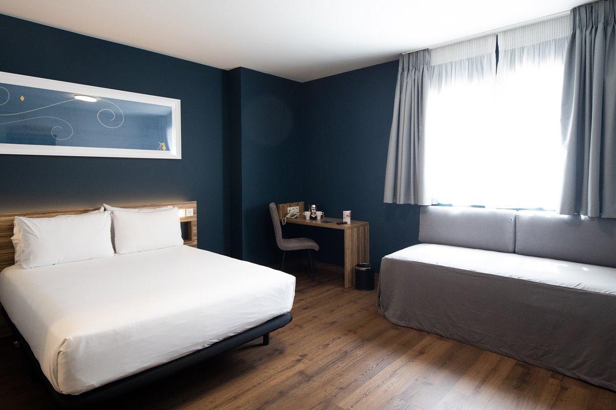Travelodge Metropolitano *