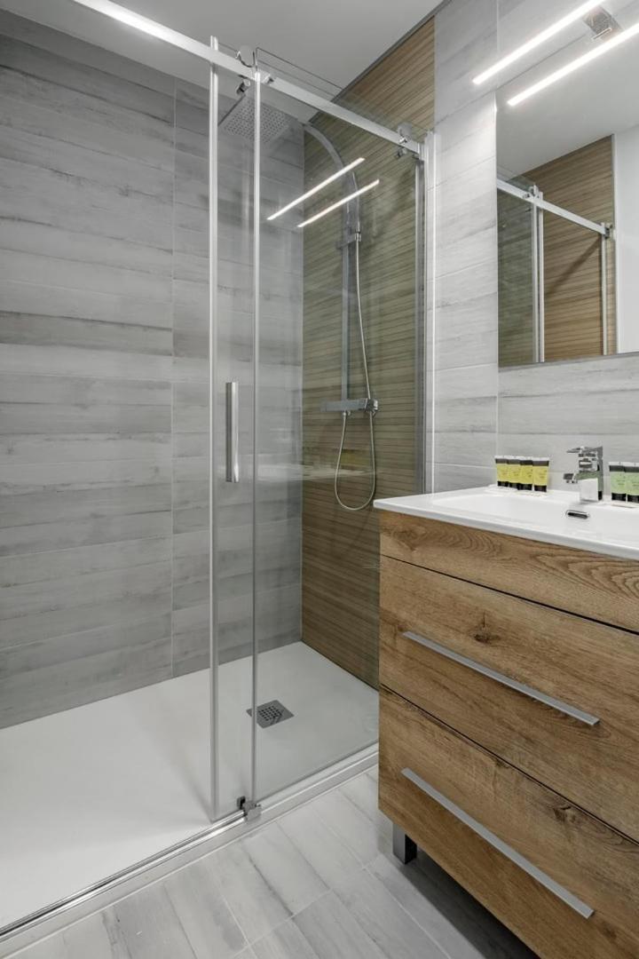 Guestready - Ideal In Vibrant Ciudad Lineal Apartment