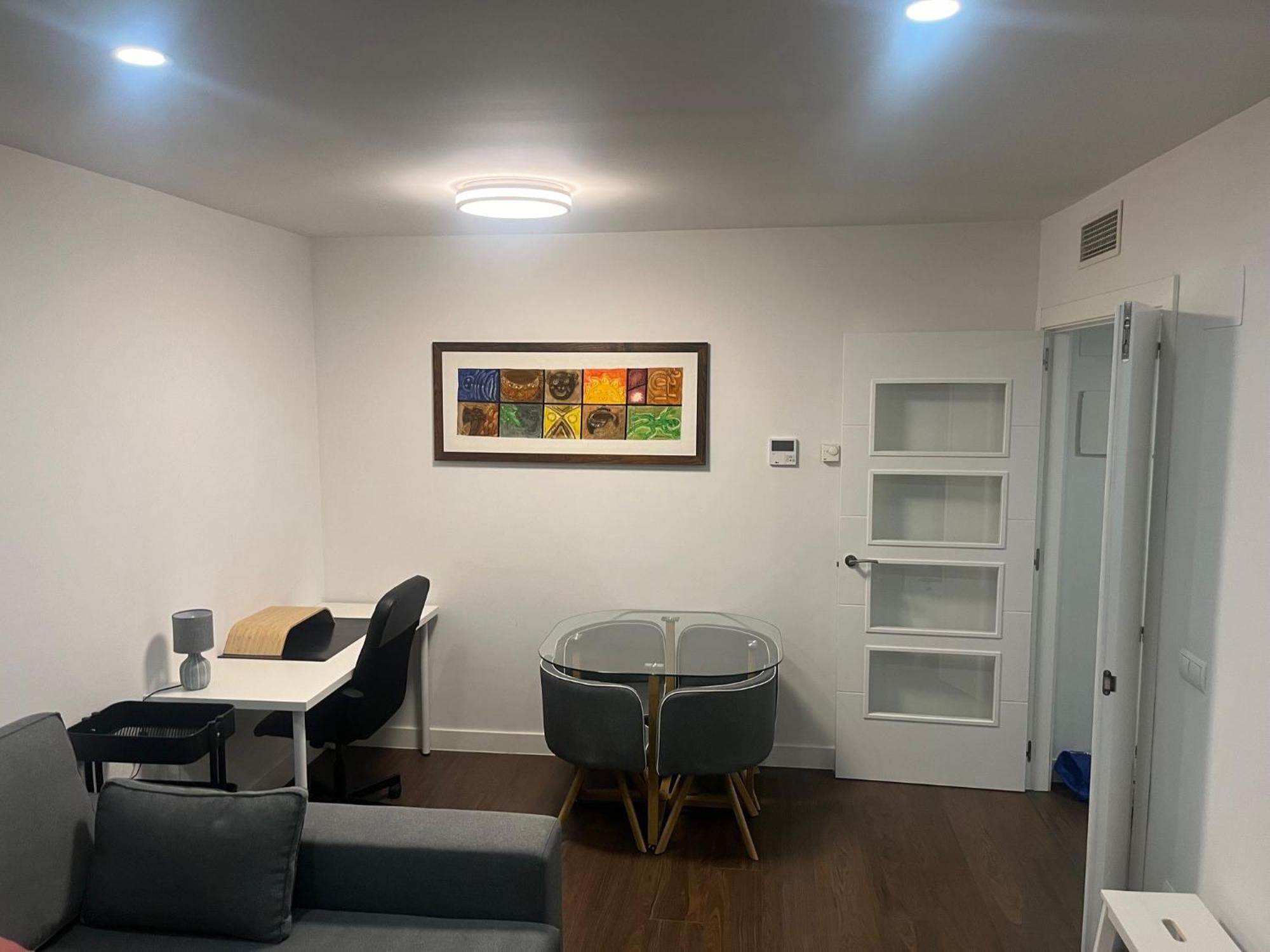 Valdebebas Con Garaje Gimnasio Y Piscina Apartamento *