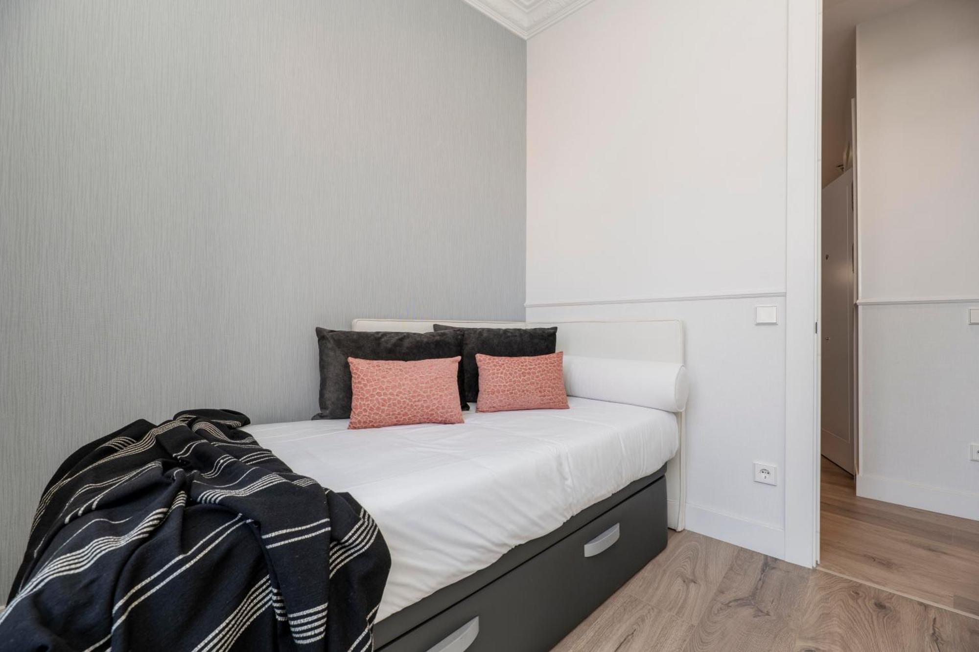 1915 Private Apartamento Madrid