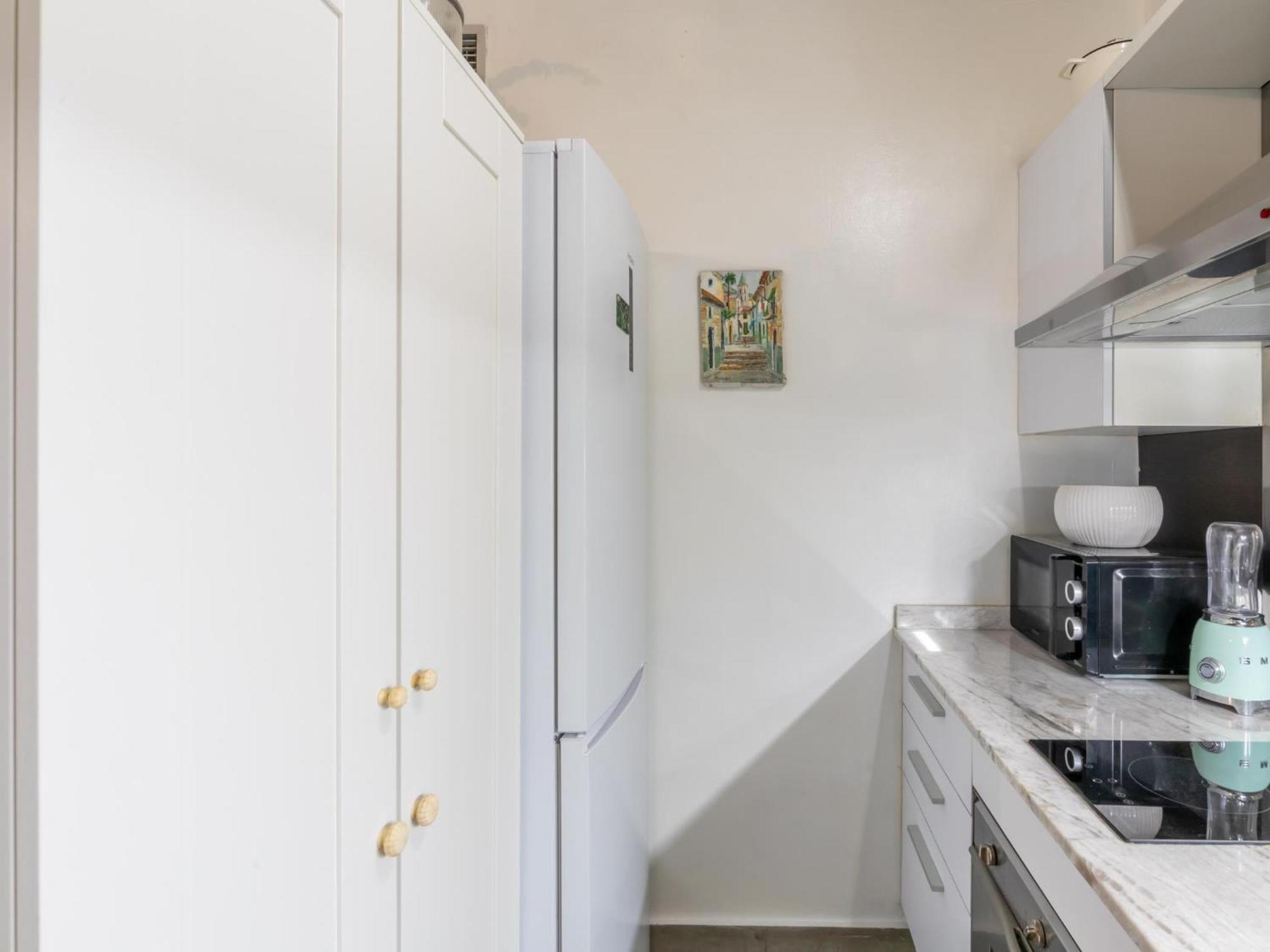 Sv Metropolitano Apartment *