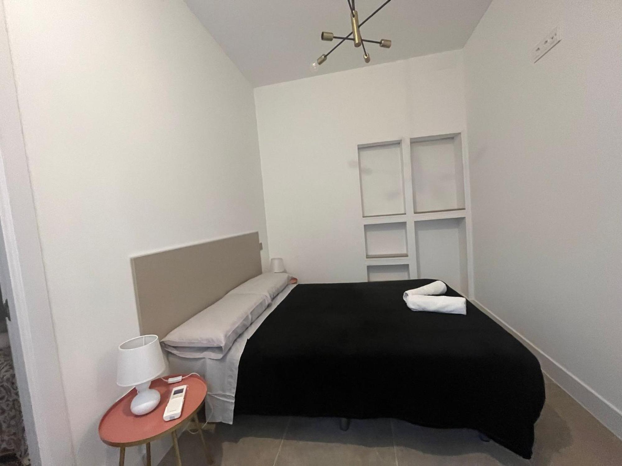 Lft 4 Center Apartment
