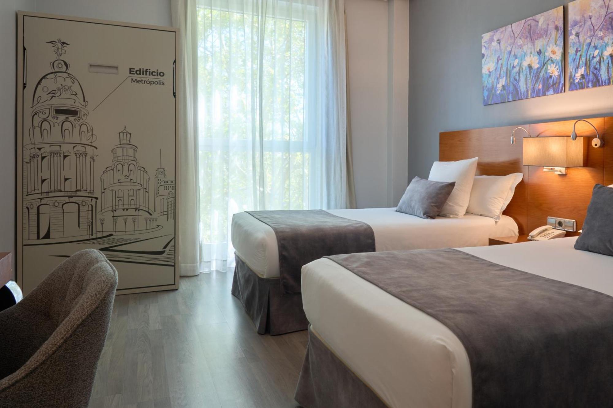 Puerta De Toledo Hotel Madri