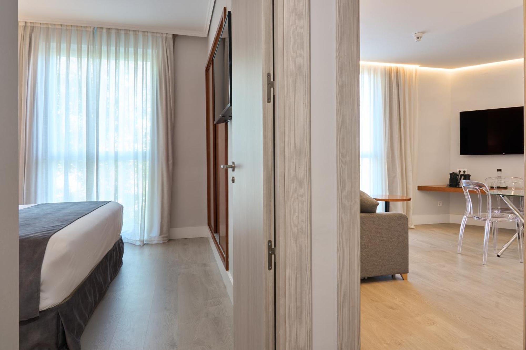 Hotel Puerta De Toledo Madri