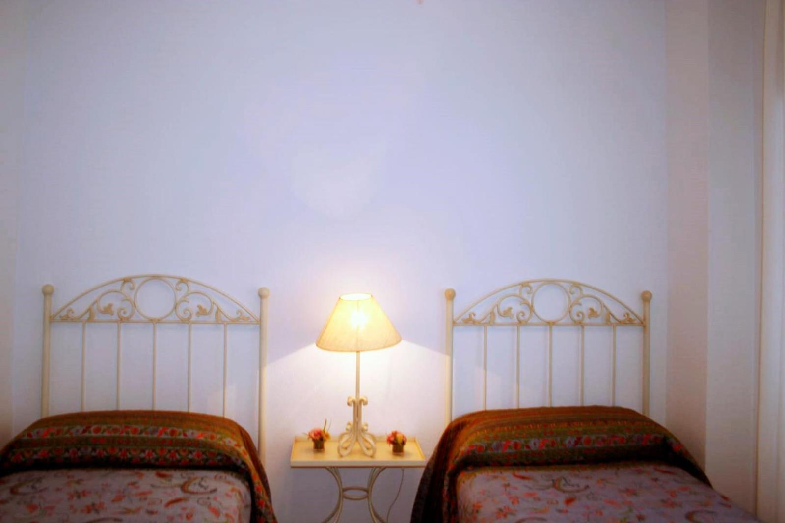 Habitación en casa particular Alojamiento Adelfas