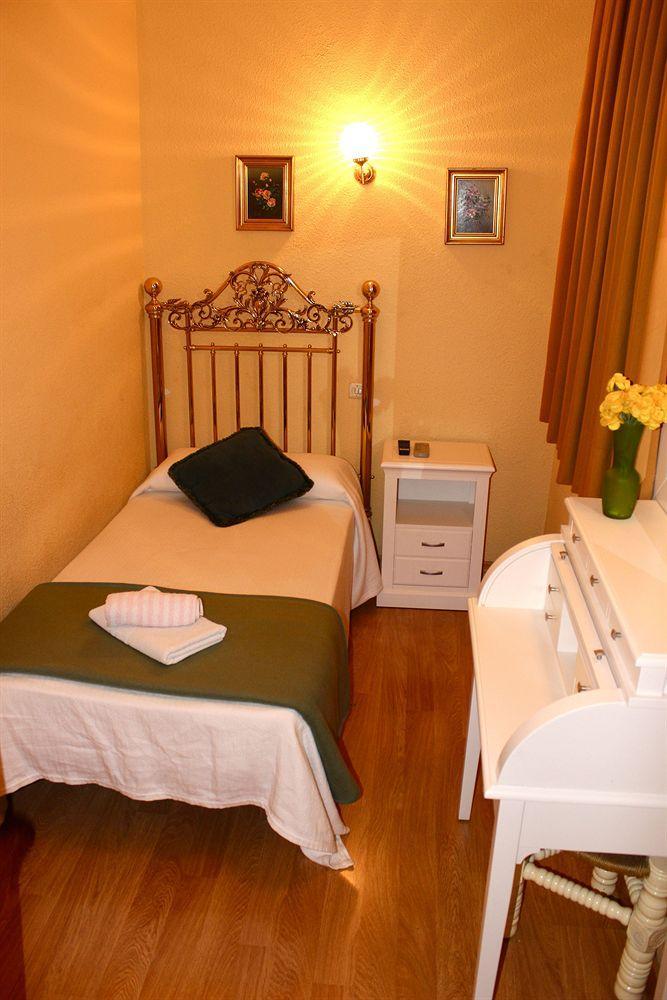 Guest house Montecarlo 2*