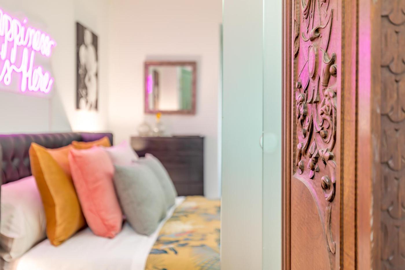 Gallery Apartment Madrid