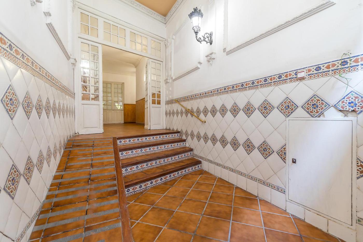 Gallery Apartment Madrid