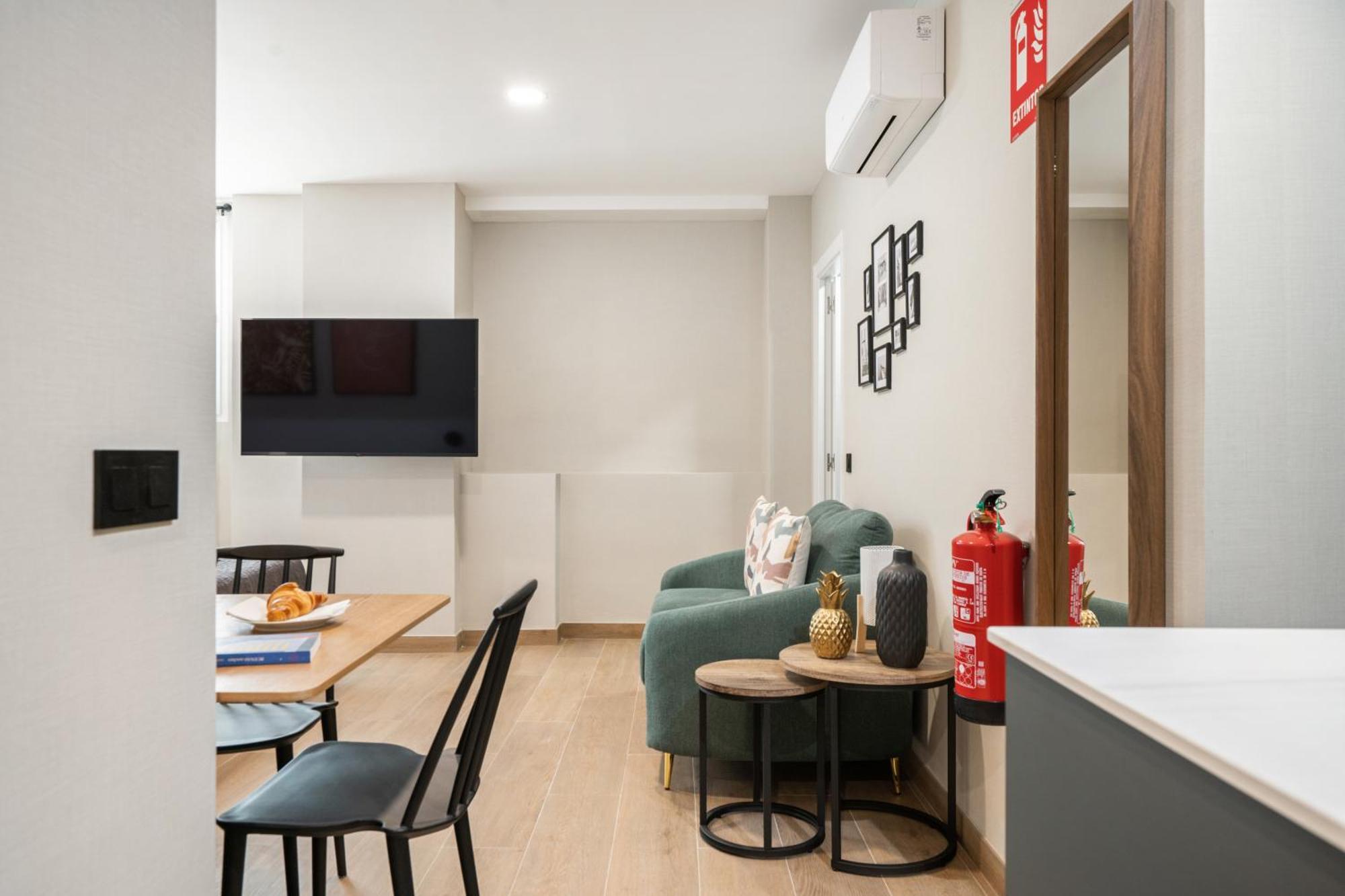 Dobo Homes - Gc21 * Madri