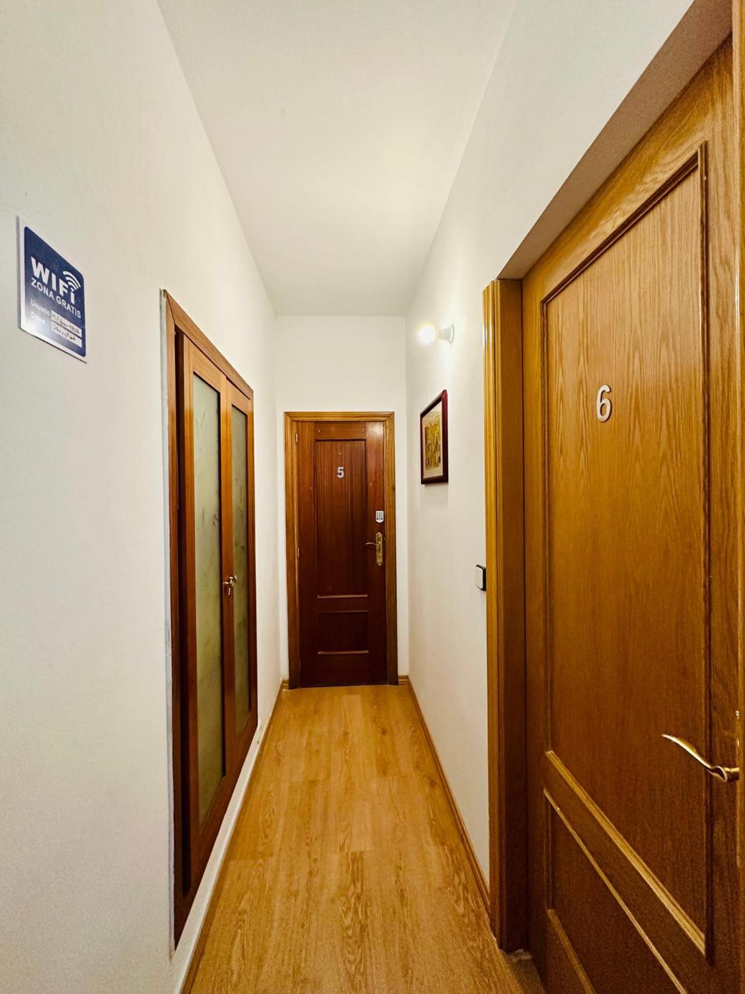 Apartment Punta Me In The Best Location Of Downtown Madrid
