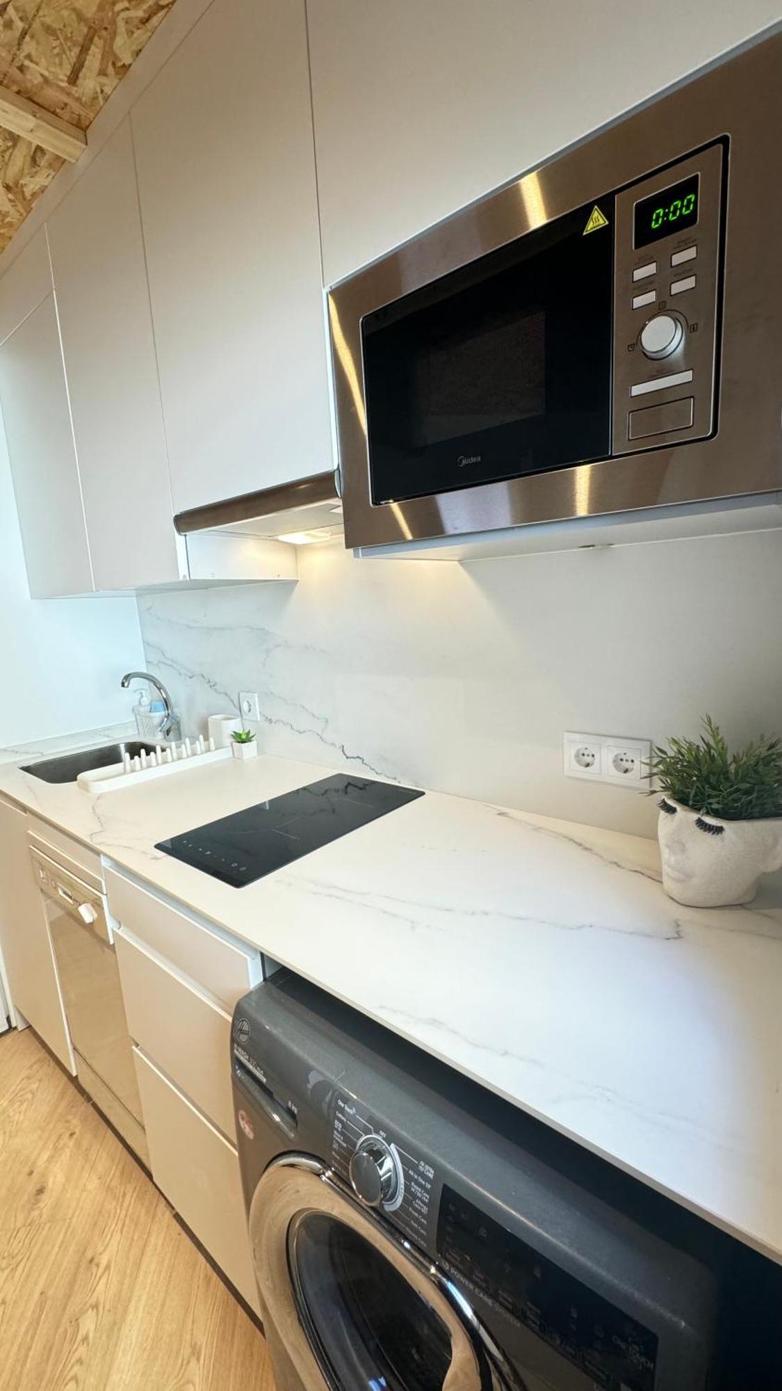 Beauty Citypark Elenahost Apartment