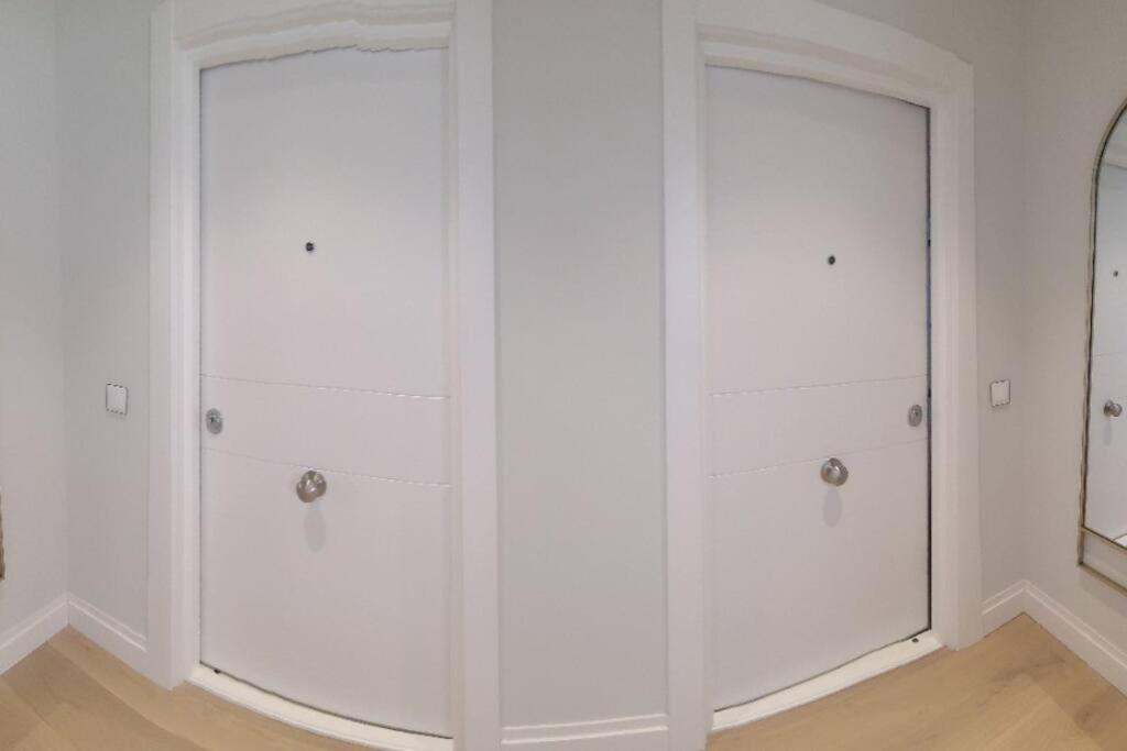 Stunning 8 Pax Close To Puerta Del Sol - Alcala Madri