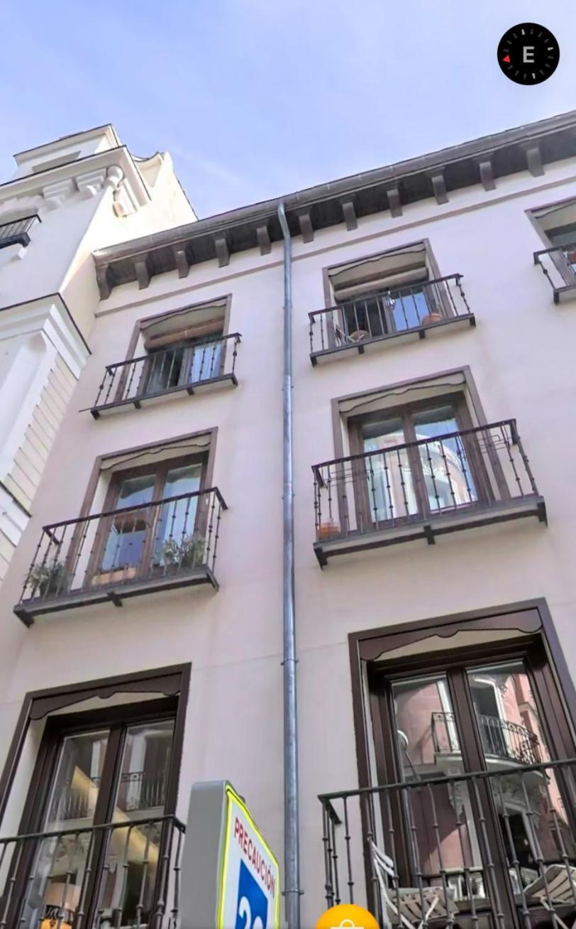 Apartamento Hortaleza 72 Calle, Preciosa Buhardilla Entre Chueca Y Malasana *
