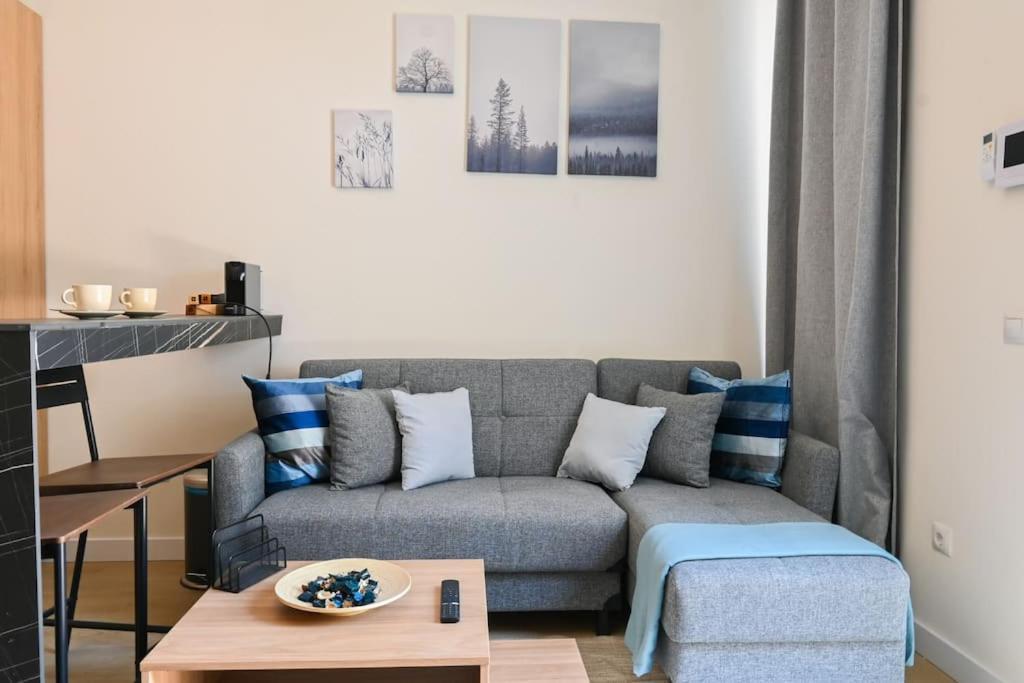 Apartamento For Comodo De Un Gan5d *