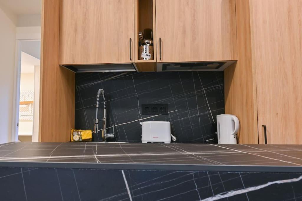 For Comodo De Un Gan5c Apartment Madrid