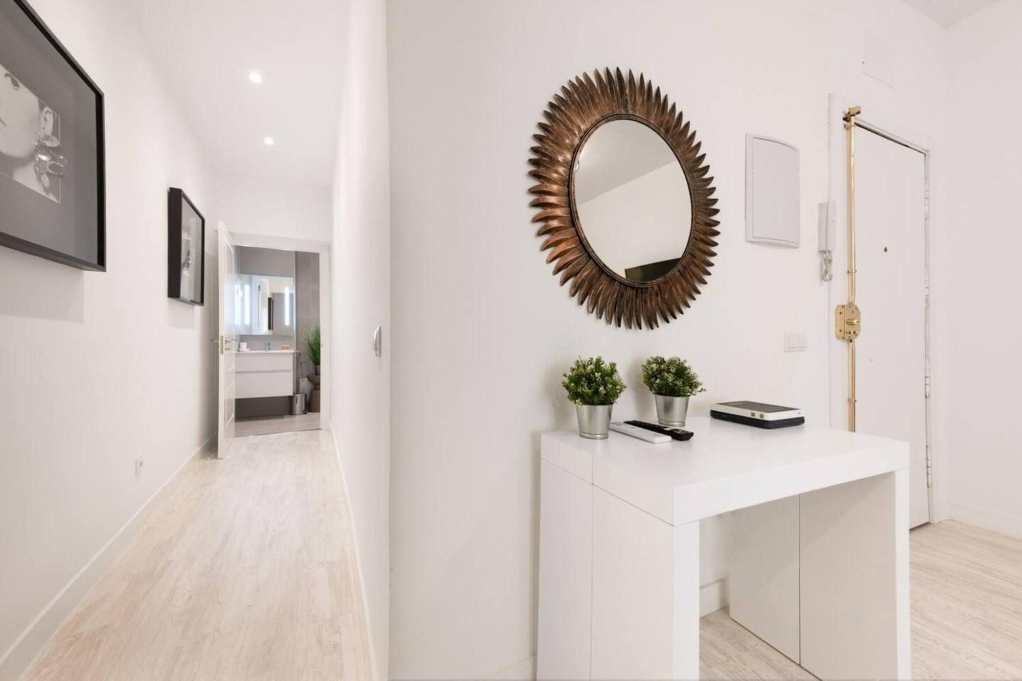 Apartment Charming Lavapies Town Madrid