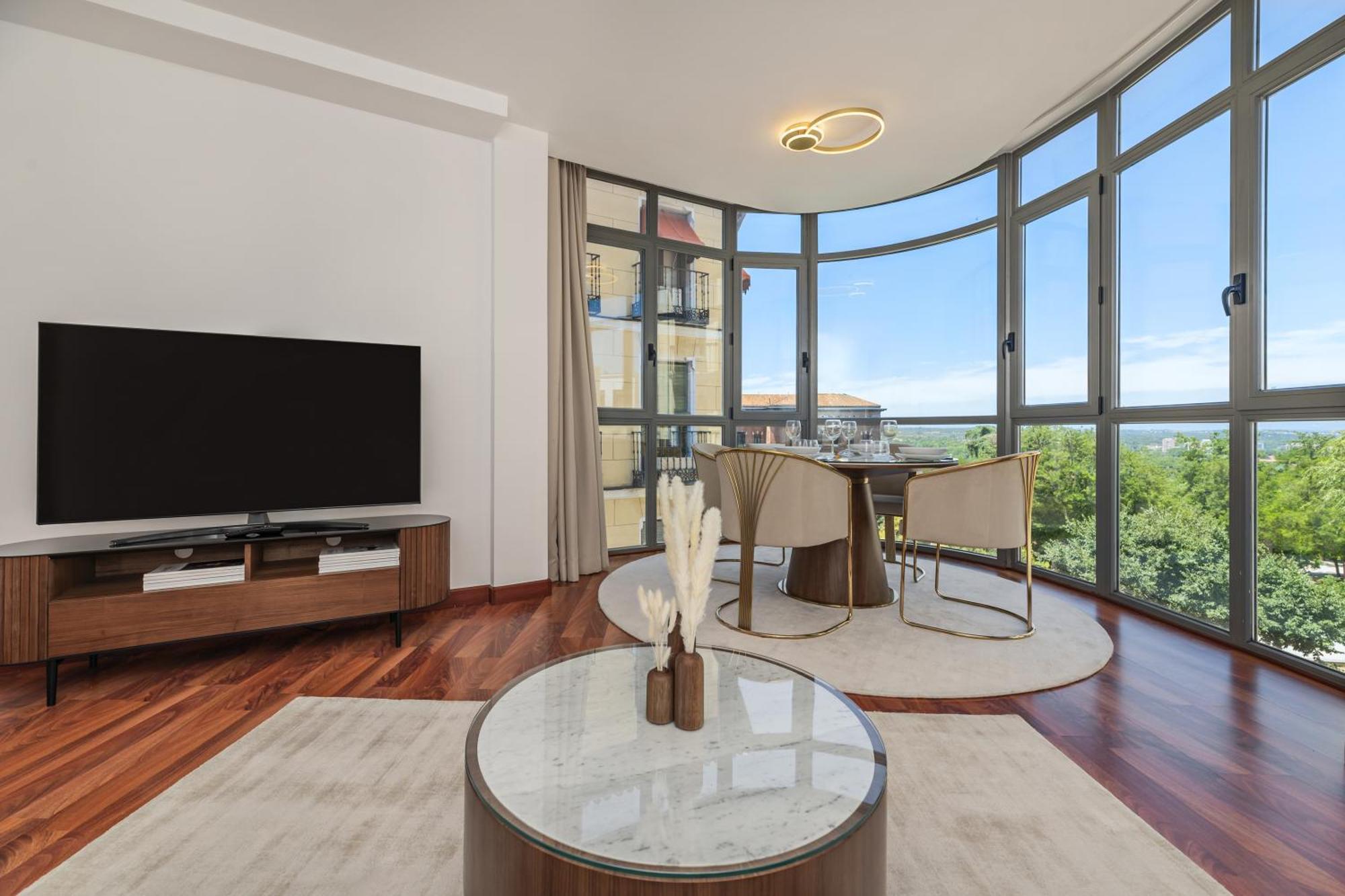 Luxury In Barrio Palacio Apartamento Madrid