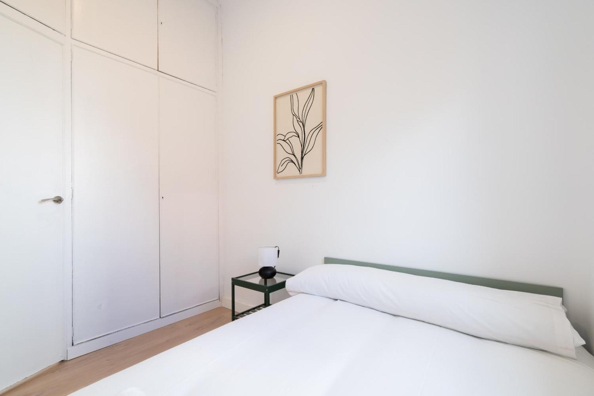 Apartamento De Dos En Avenida De La Albufera Apartment *