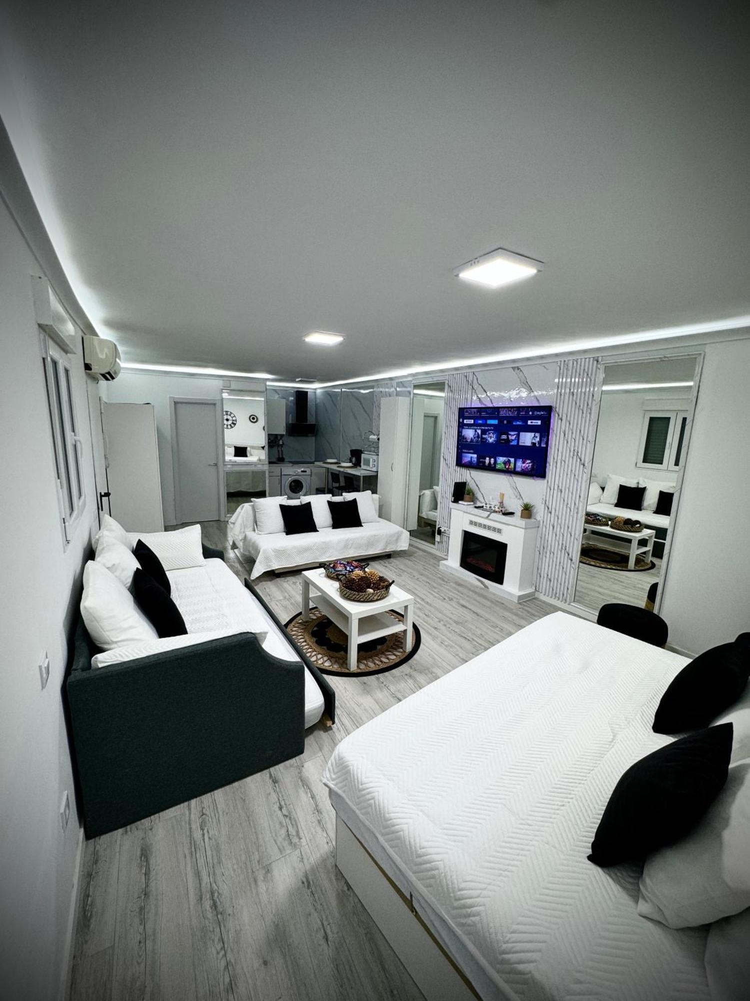 Centro Vanguardista Apartment Madrid