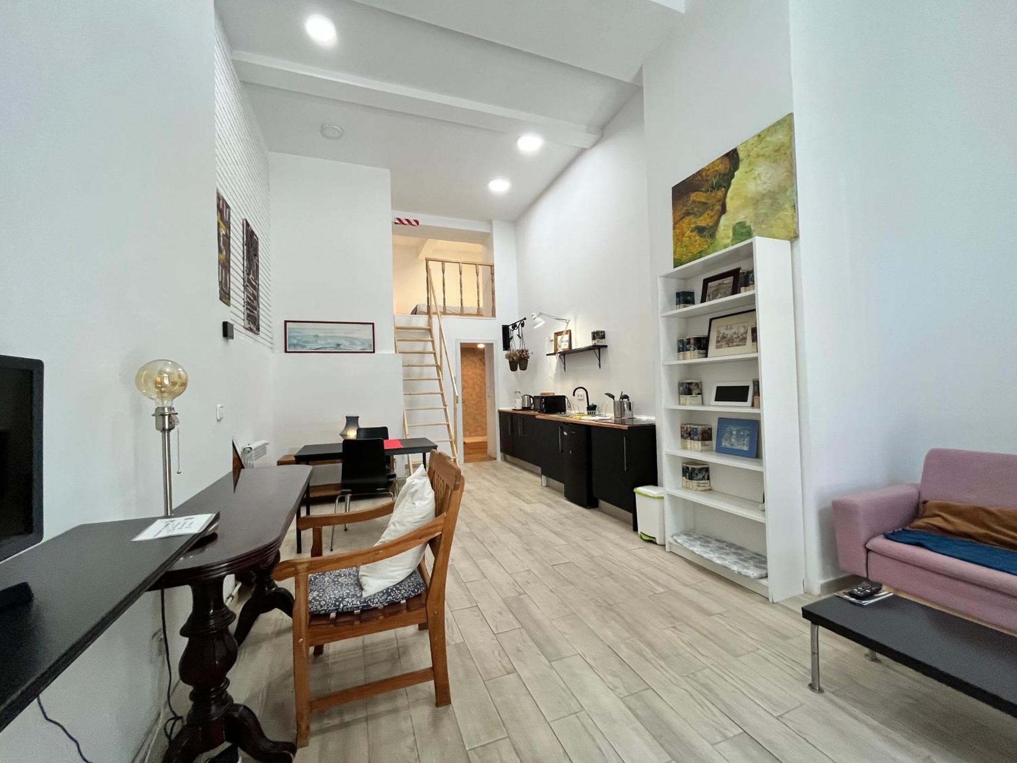 Apartment Duplex Manzanares Izq Amarillo Temporal Madrid