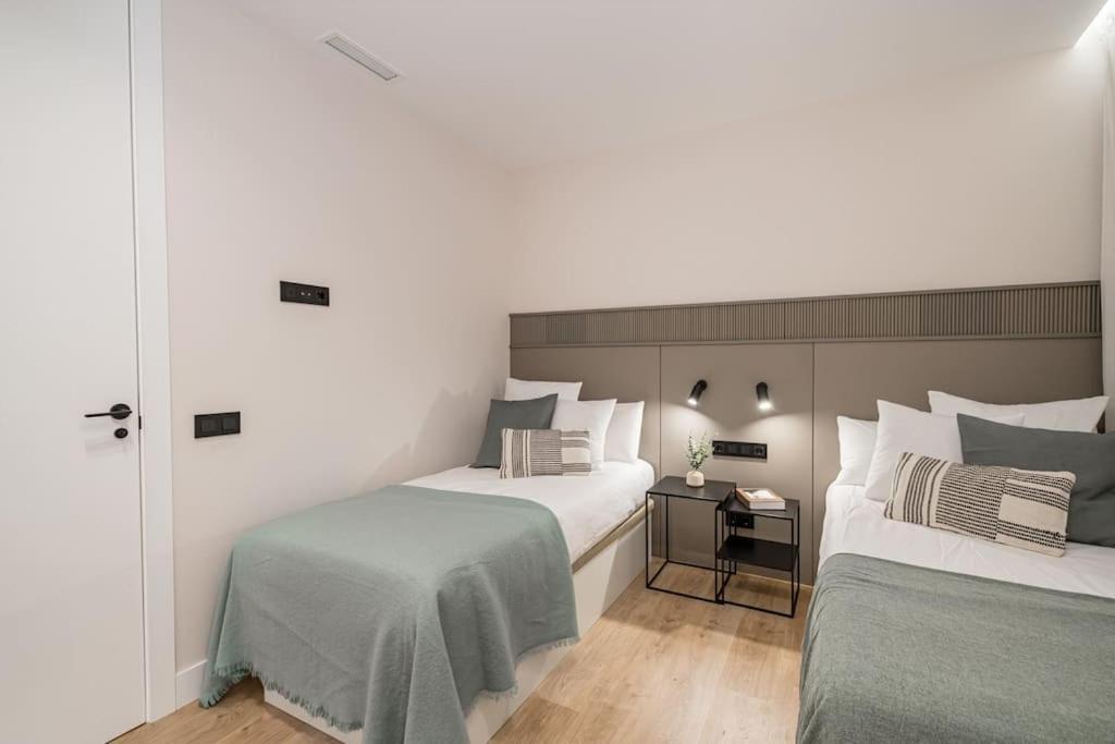 Apartment Centro Xviii Calle Montera 4br 4bh *