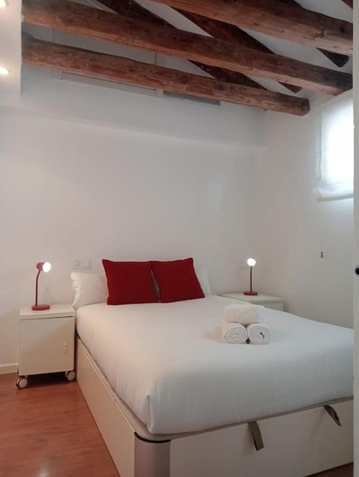Emblematic Flat In - Arenal Apartment *