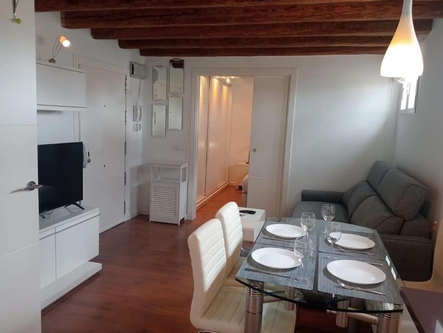 Emblematic Flat In - Arenal Madrid