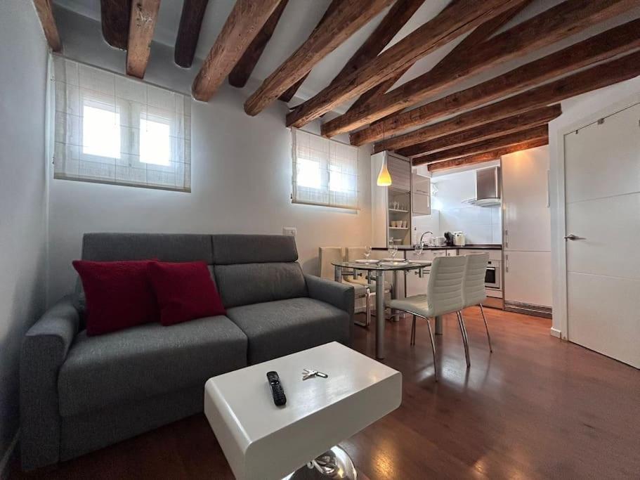 Emblematic Flat In - Arenal