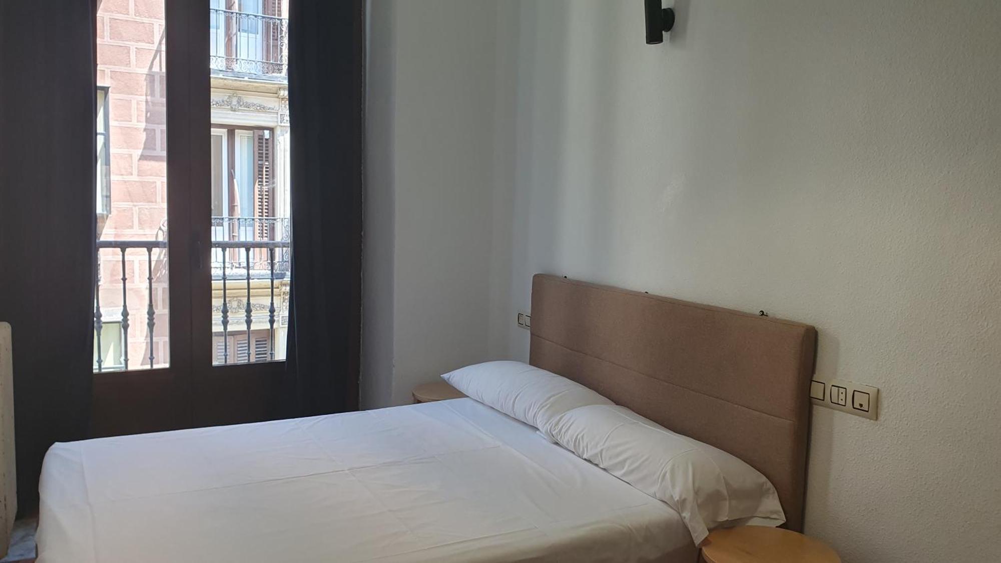 Fuencarral Kryse&breogan Guest house Madrid
