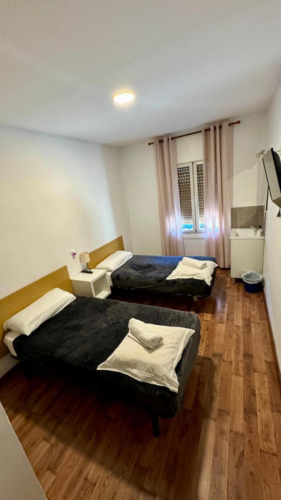 Casa de hóspedes Metropolitan Atocha 2*