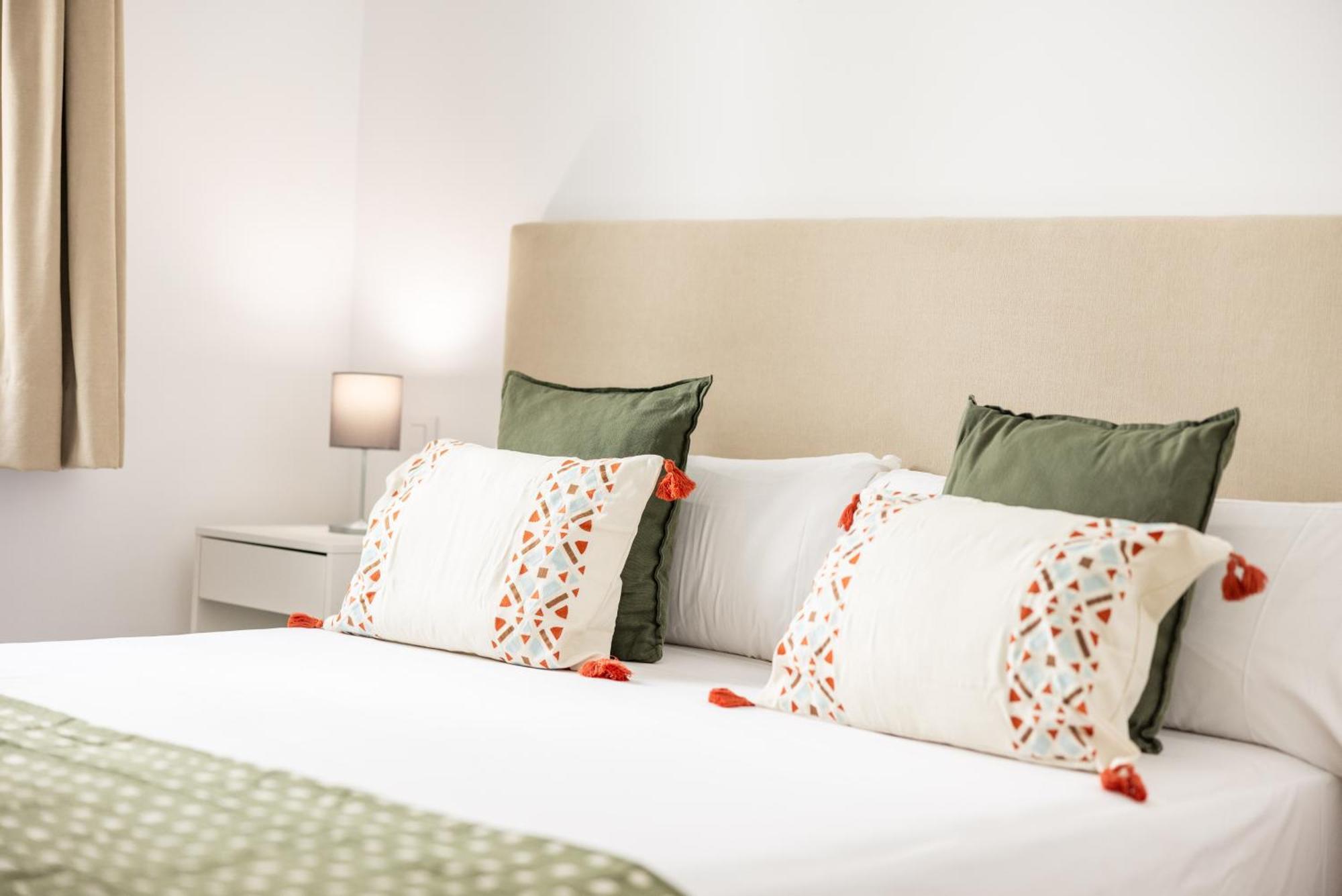 Montaber - La Paz Market Apartment *