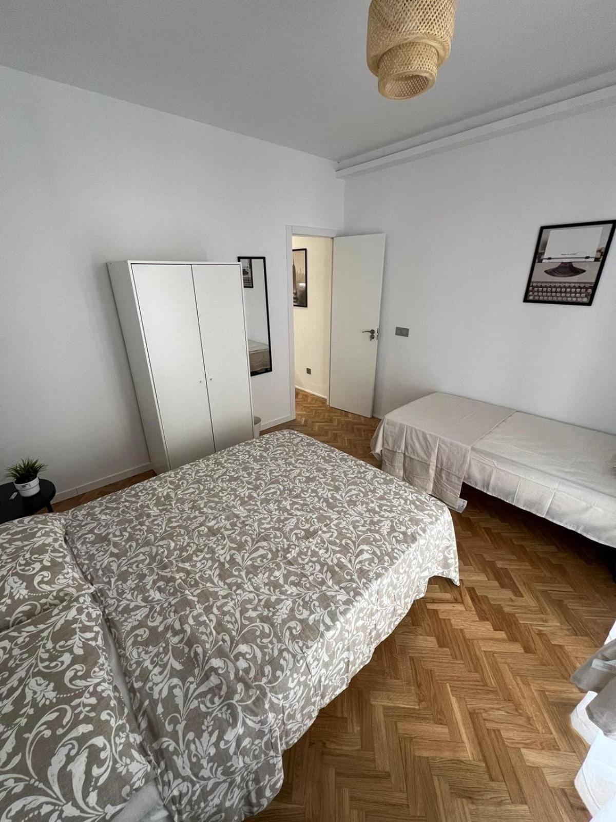 Madrid Apartment *