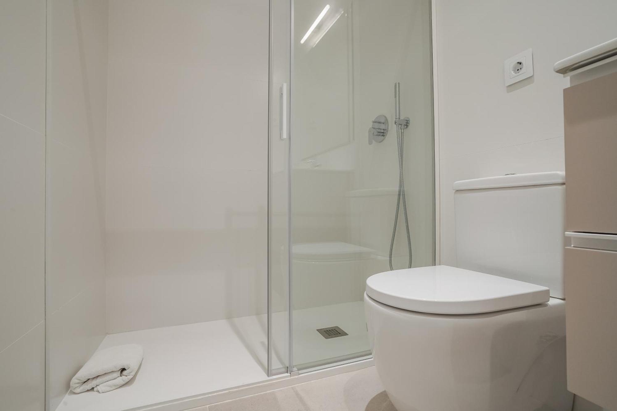 Apartment Cozy And Modern-1bedroom 1bathroom-chamberi *