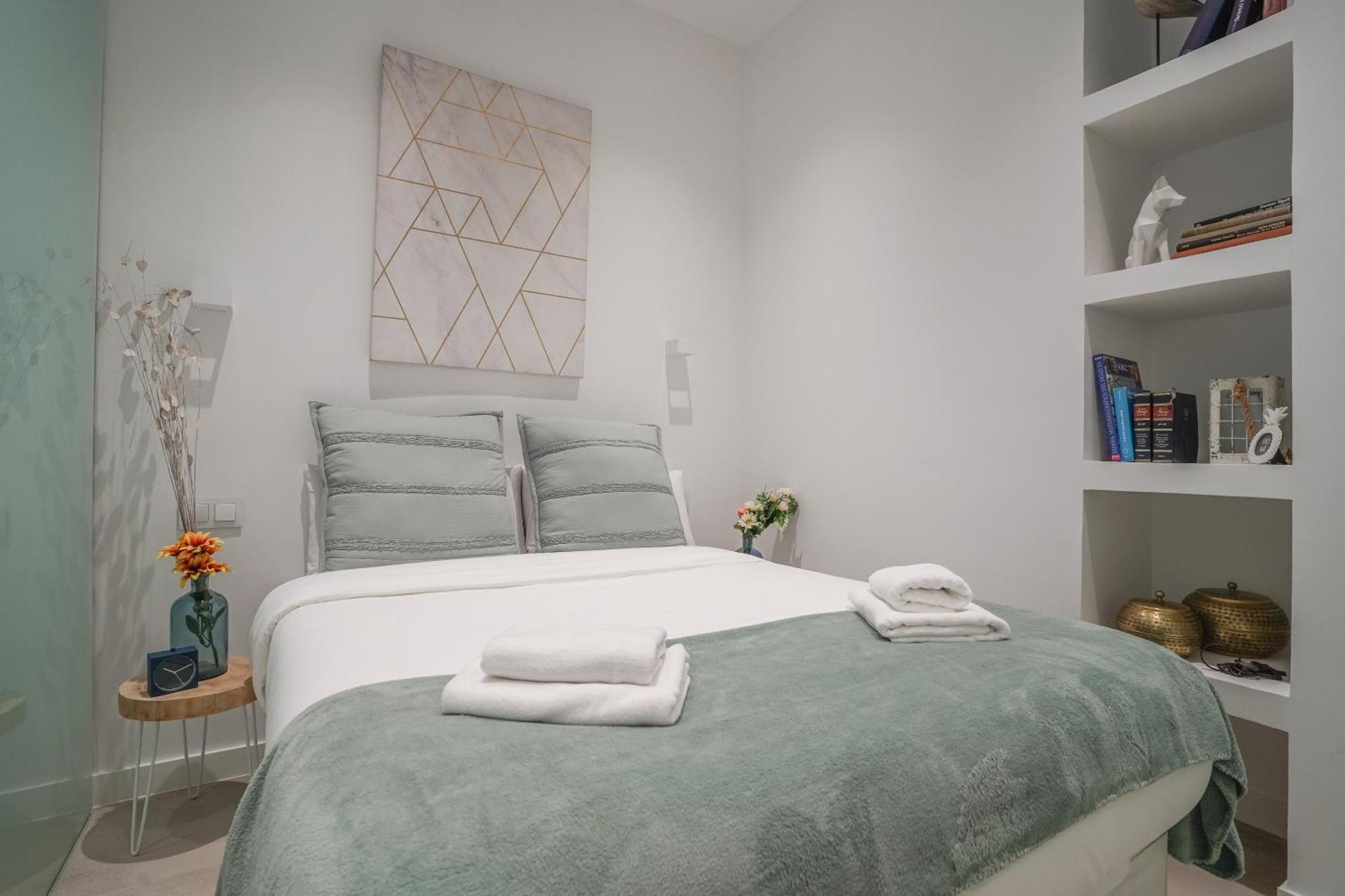 Cozy And Modern-1bedroom 1bathroom-chamberi Apartment Madrid