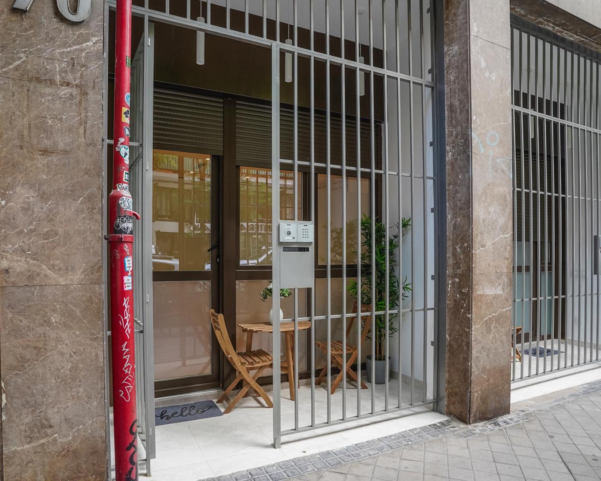 Cozy And Modern-1bedroom 1bathroom-chamberi Apartment Madrid