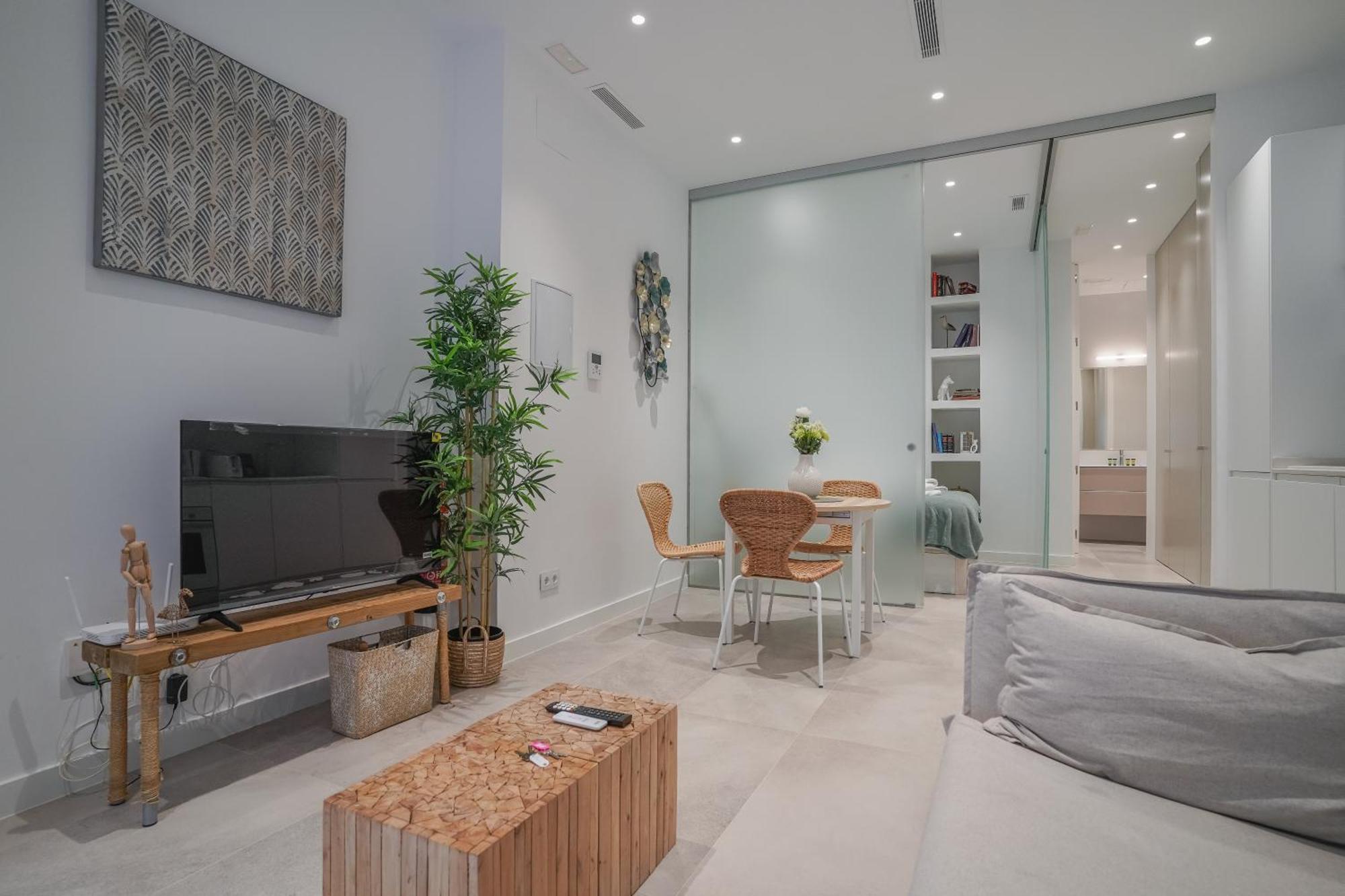 Cozy And Modern-1bedroom 1bathroom-chamberi *