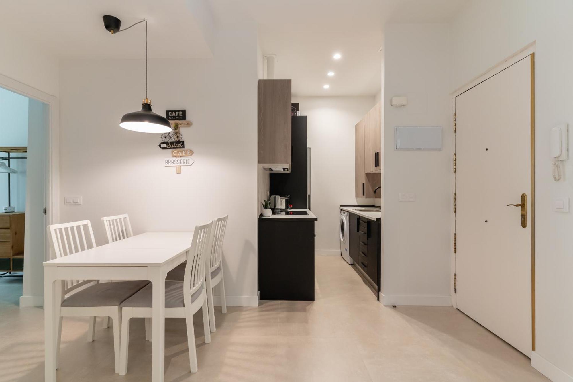 Apartamento Cozy And Modern-2bedrooms 1bathroom-delicias Madri