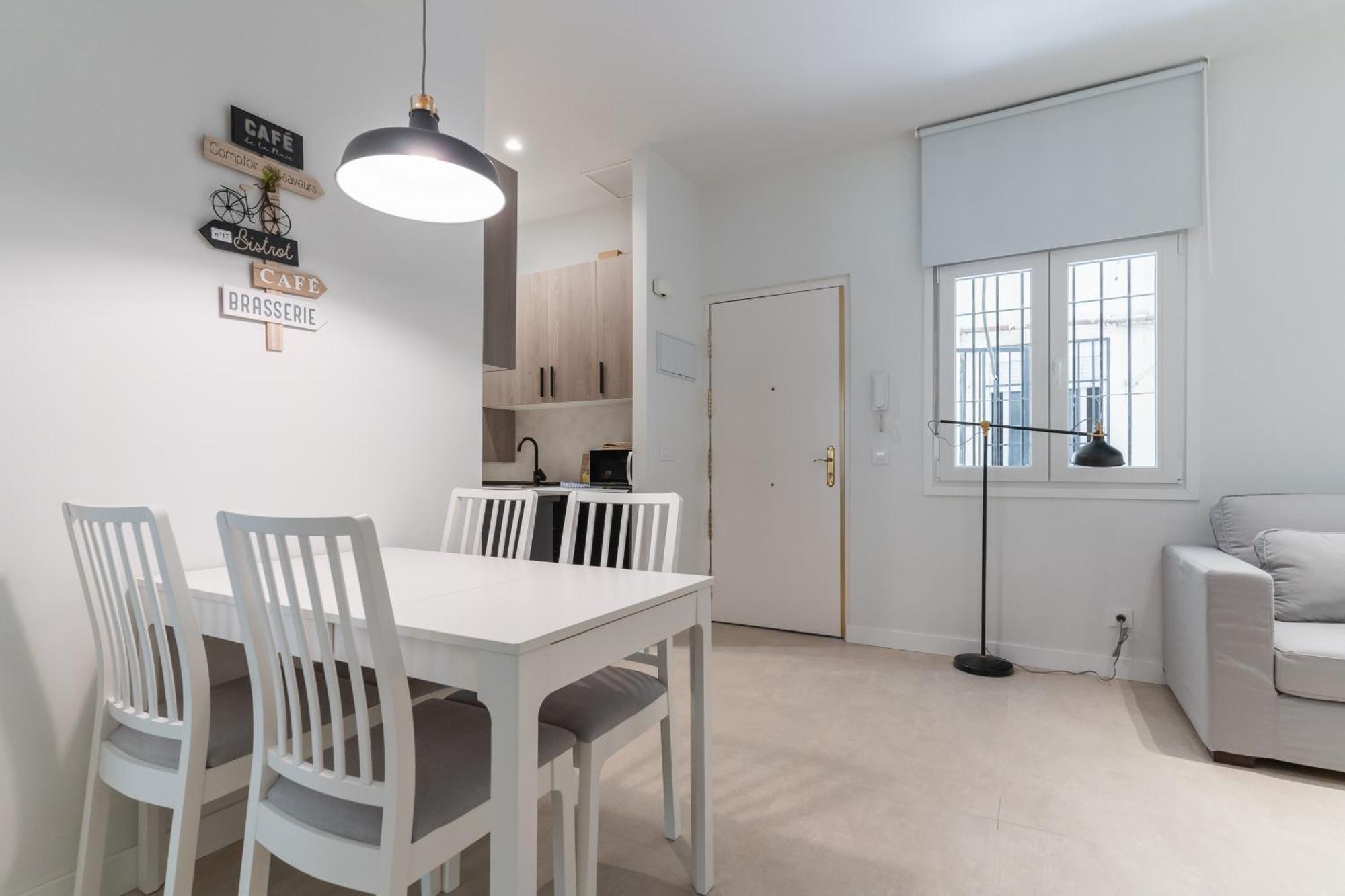 Cozy And Modern-2bedrooms 1bathroom-delicias