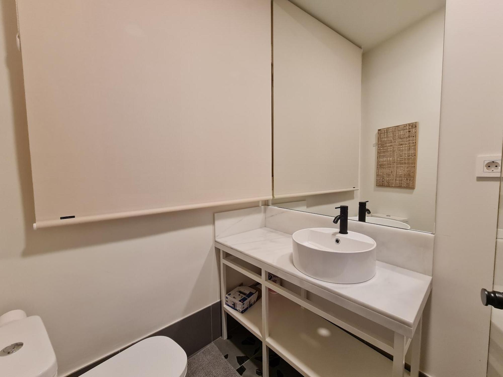 Apartment Center With 2 Bedrooms