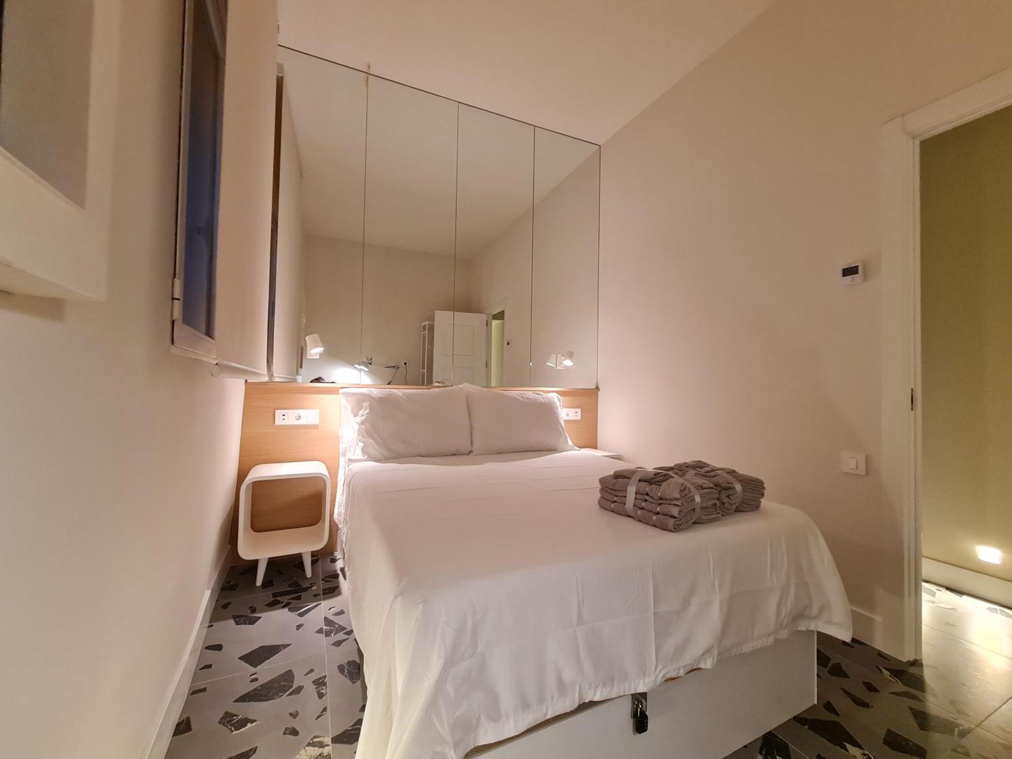Apartment Center With 2 Bedrooms