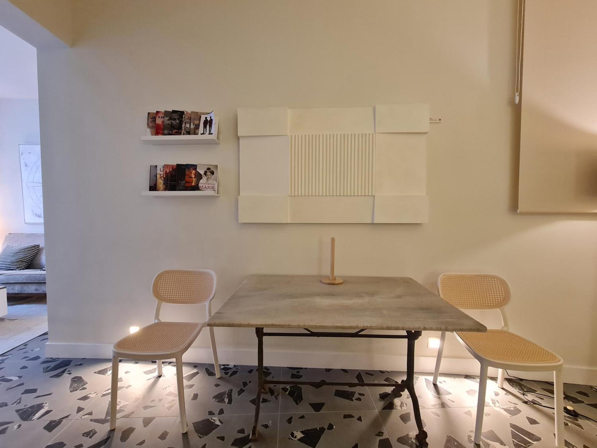 Center With 2 Bedrooms Apartment